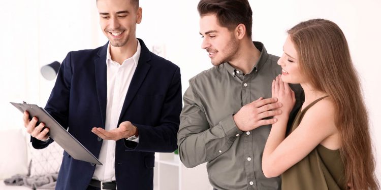 8-Ways-to-Get-More-Clients-As-a-Real-Estate-Agent